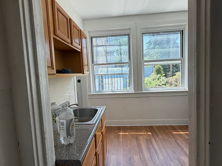 78 Maple St — Photo 8