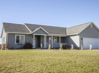 N639 Westview Dr, Oconomowoc, WI 53066