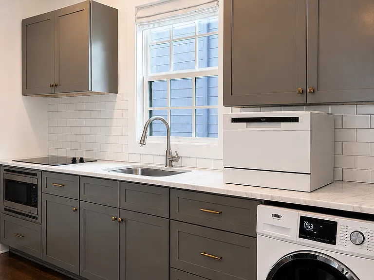709 S 15th St #1 — Photo 3