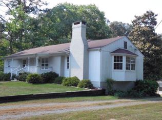 1610 Spring Ln, Sanford, NC 27330