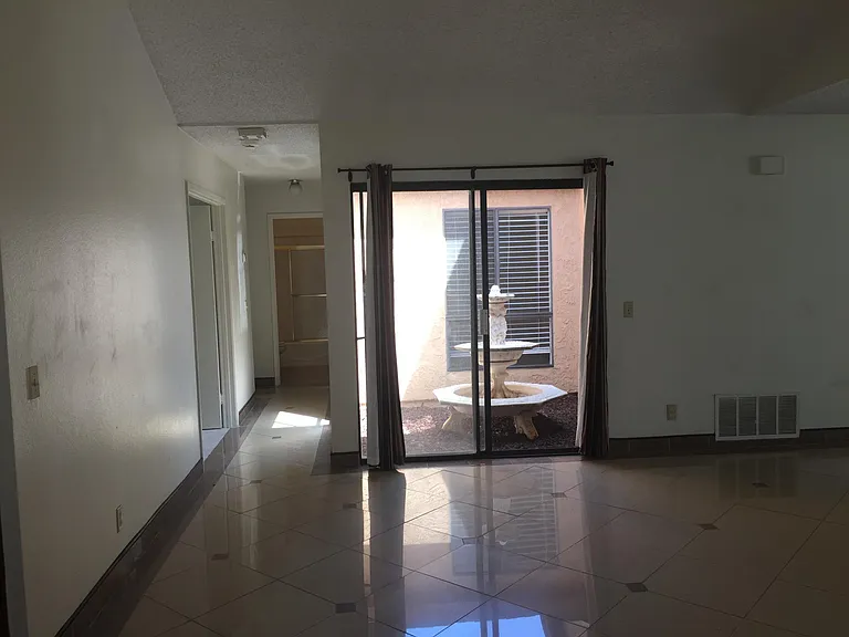 3125 Manistee Dr — Photo 11