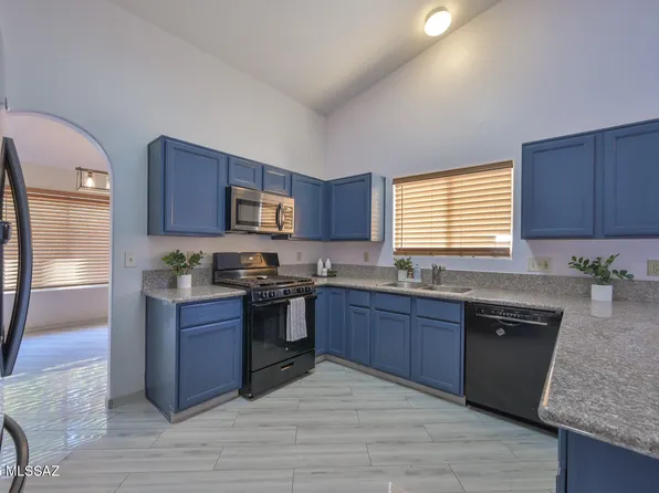 9261 E Bent Creek Way, Tucson, AZ 85747