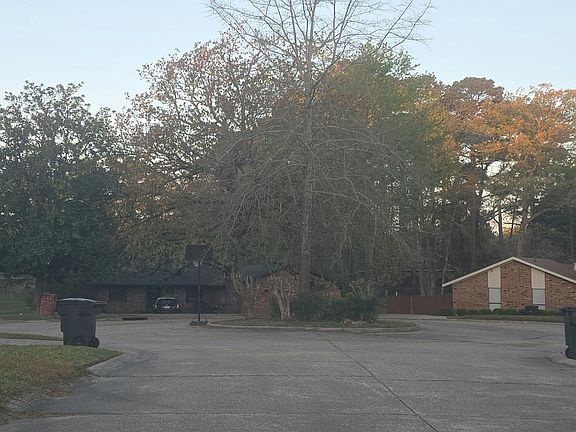 5th image of 6013 Silver Fox Cir