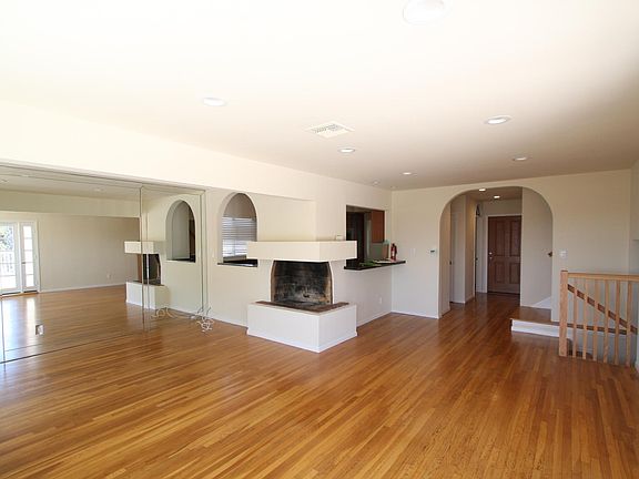 2nd image of 1777 Plum St