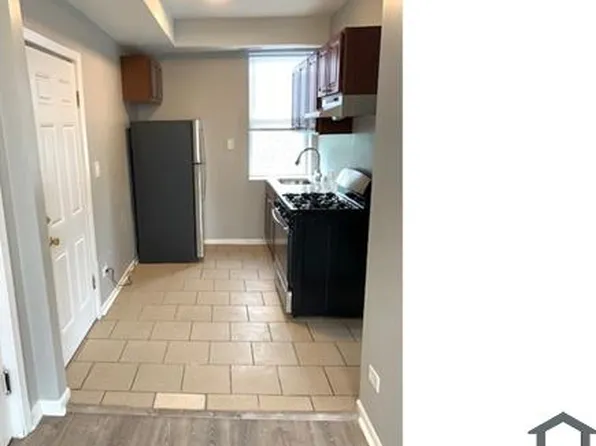 4042 W Palmer St APT 3, Chicago, IL 60639