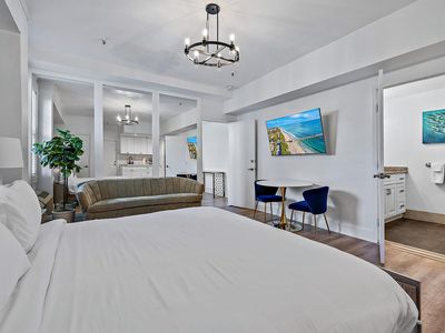 235 Sunrise Avenue #3032, Palm Beach, FL, 33480