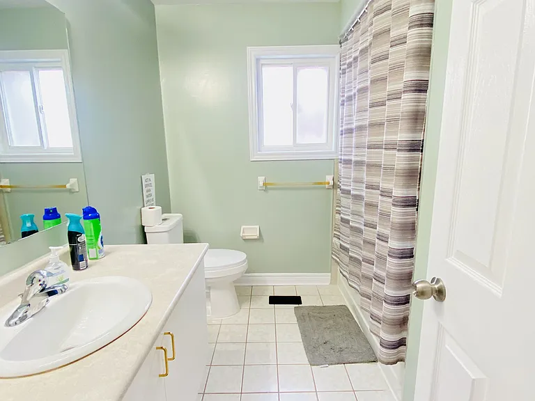 36 Earl Grey Cres — Photo 15