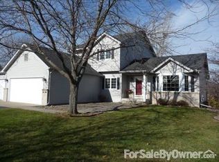 10056 Fox Run Cv, Woodbury, MN 55129
