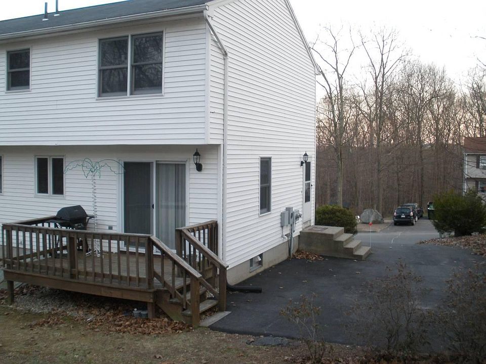 2nd image of 80-82 Minechoag Hts