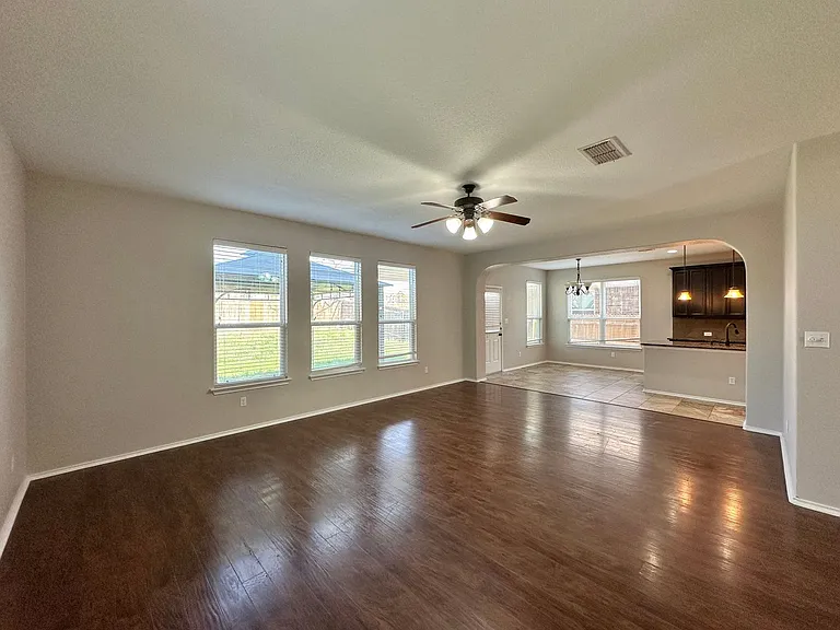 3405 Rusack Dr — Photo 5