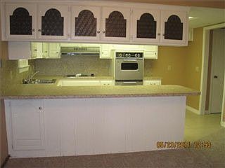4th image of 700 Miller Dr