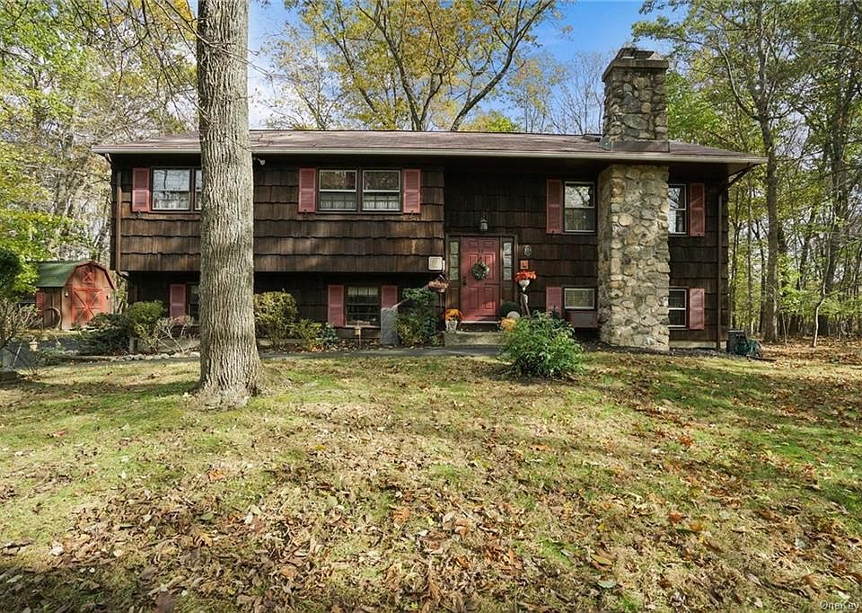 1st image of 11 Apple Blossom Ct