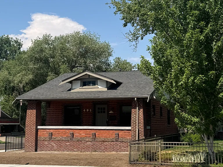 491 S Franklin St — Photo 2
