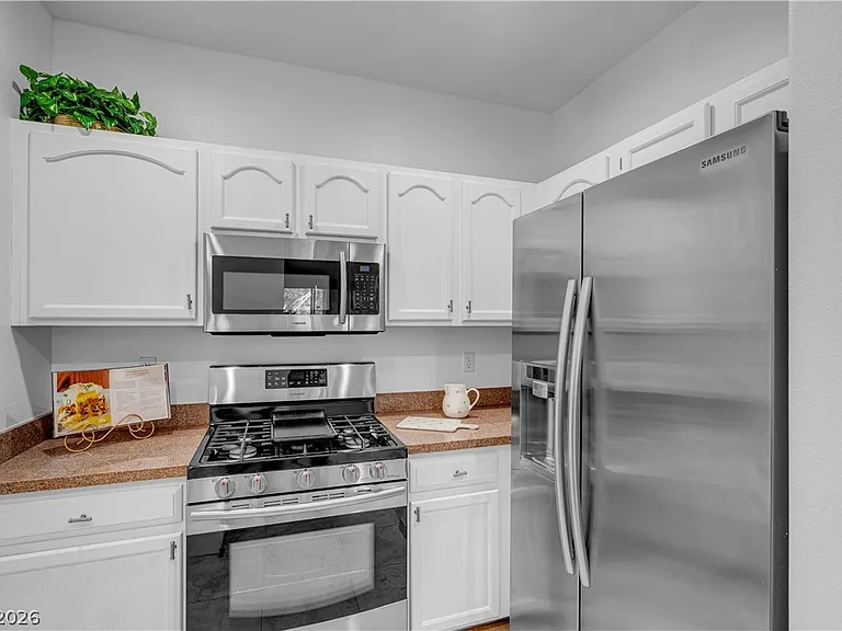 2050 W Warm Springs Rd #4322 — Photo 8