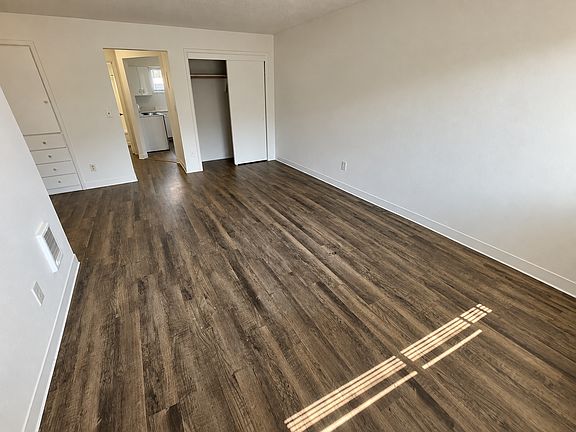 5th image of 515 S Coeur Dalene St APT 11