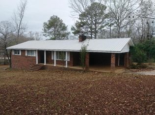 105 Lake Kelly Rd, Ivey, GA 31031