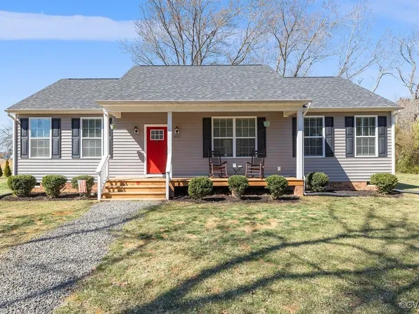 8630 Virginia St, Amelia Court House, VA 23002