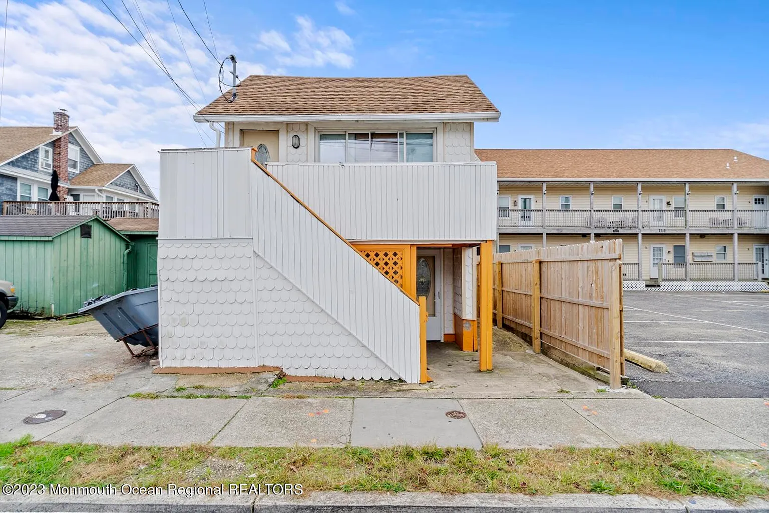 111 Lincoln Avenue photo 1