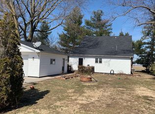 302 Locust St, Concord, IL 62631