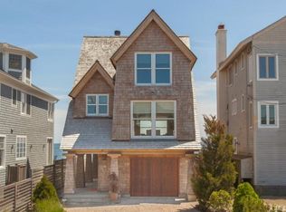 2081 Fairfield Beach Rd, Fairfield, CT 06824