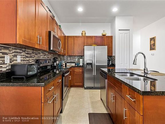 5th image of 5416 NW 48th Ln