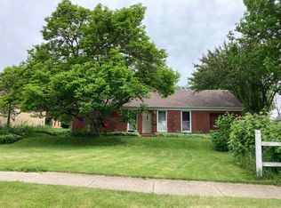 820 Morgan St, Elgin, IL 60123