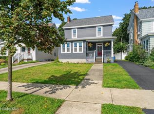 52 Fleetwood Ave, Albany, NY 12208