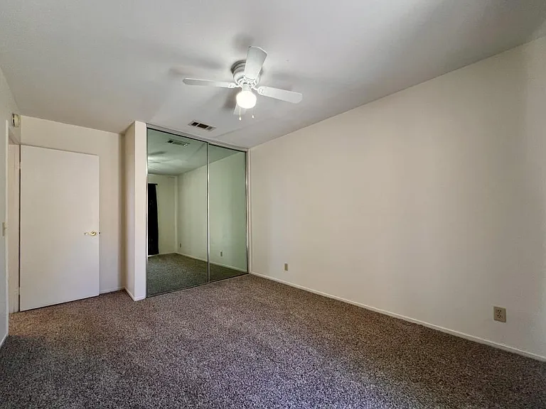 6816 Hemp Ct — Photo 9