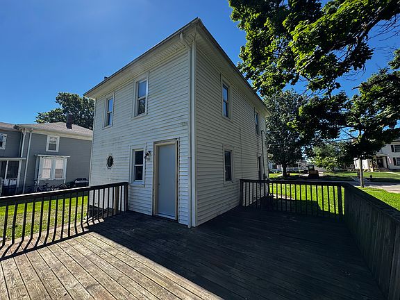 5th image of 302 E Prospect St