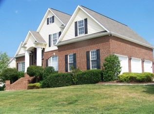 178 Charlton Ct, Bristol, TN 37618