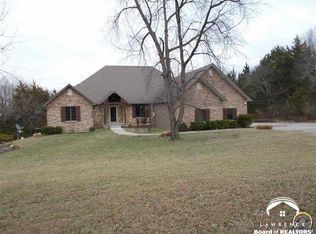 606 SE River Heights Rd, Lecompton, KS 66050