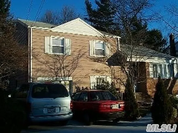 231 Beechwood Ave, Roosevelt, NY 11575