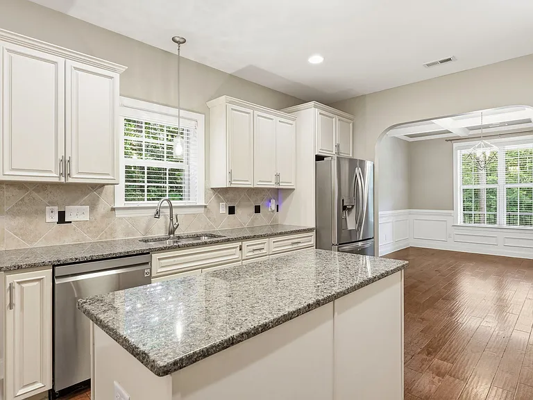 265 Heather Brook Cir — Photo 19