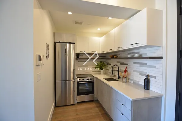 Rented by Yaffa Realty LLC | media 107