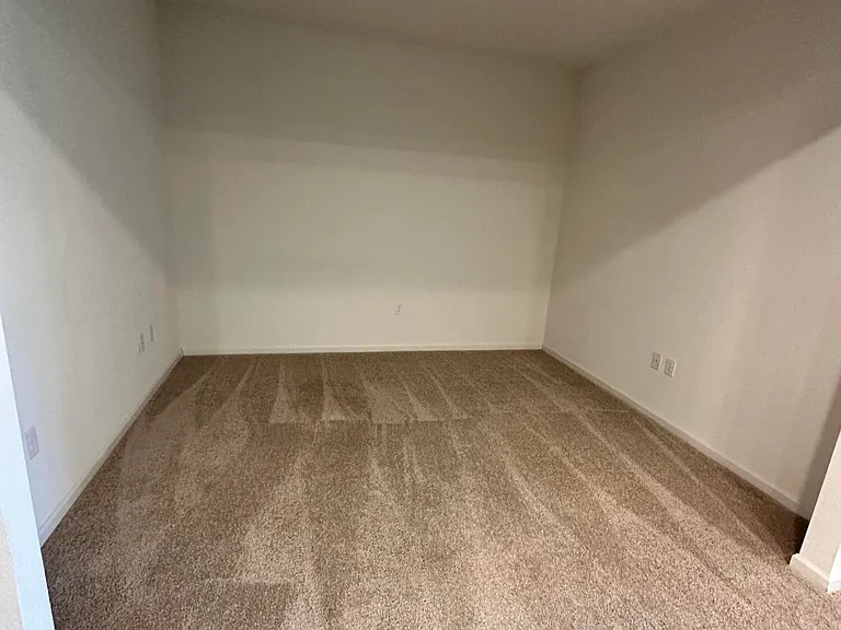 620 Remington Green Dr SE #103 — Photo 10