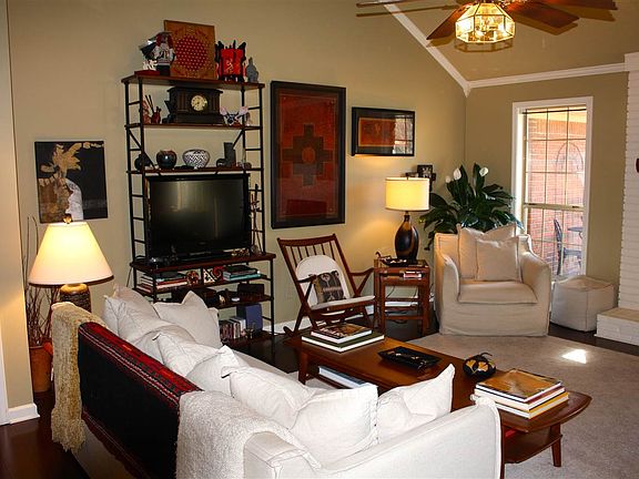5th image of 86 Sunhaven Dr
