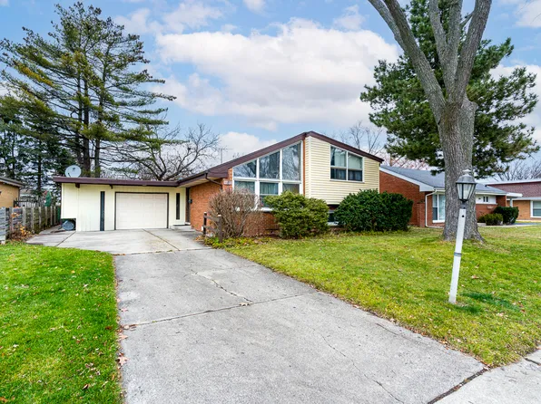 7538 Emerson St, Morton Grove, IL 60053