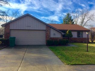11904 Colbarn Dr, Fishers, IN 46038