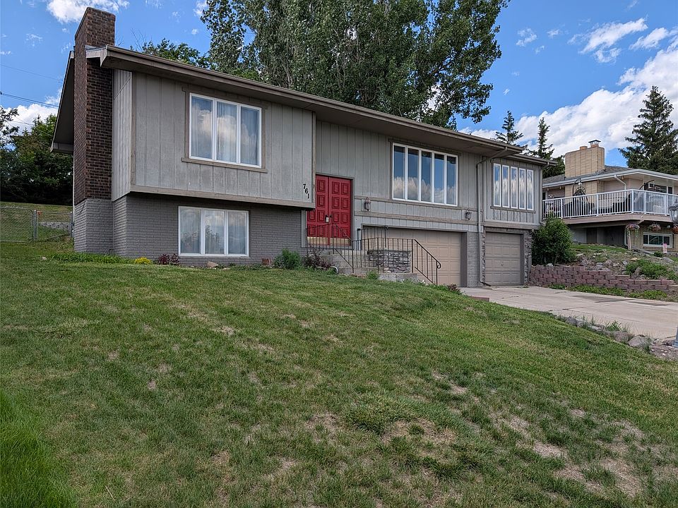 1st image of 761 33a Ave NE
