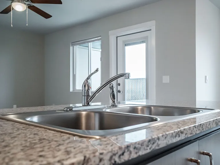 Evergreen Valley Apartments — Photo 10