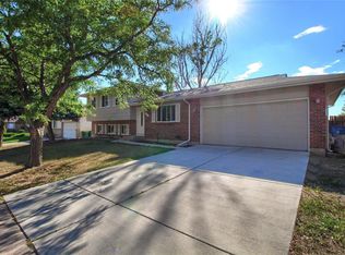 1877 S Olathe St, Aurora, CO 80017