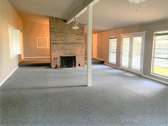 5th image of 1802 S Concho Dr