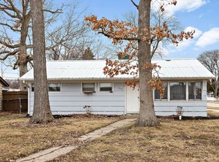 1312 Westmoreland Ave, Waukegan, IL 60085