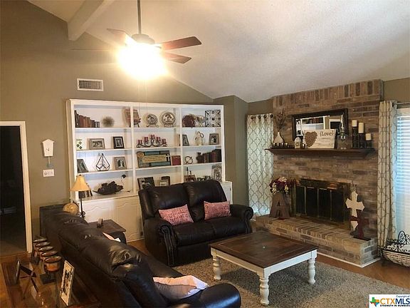 5th image of 724 Taos Dr