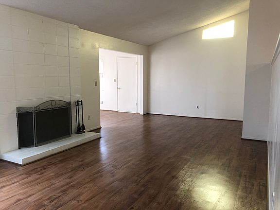 Living Room with vaulted ceilings