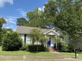 718 10th St N, Columbus, MS 39701