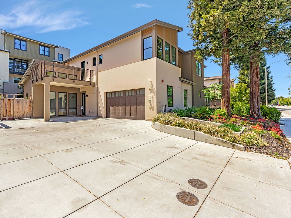 1st image of 826 W Olive Ave