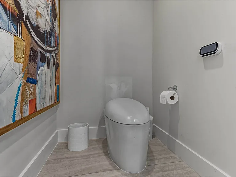 275 1st Ave S #1701 — Photo 76