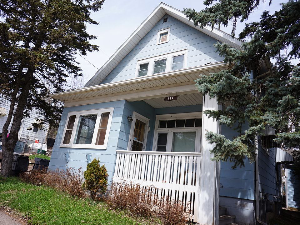 1st image of 714 N 24th Ave W