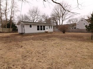 144 Conanicus Rd, Narragansett, RI 02882